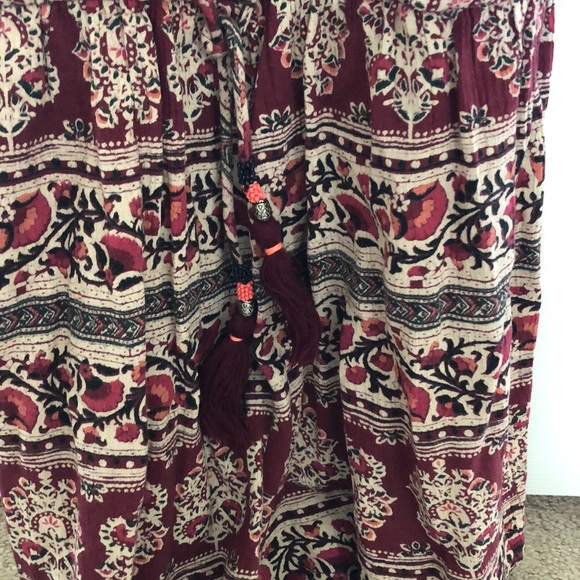 American Eagle patterned romper - Picture 3 of 4